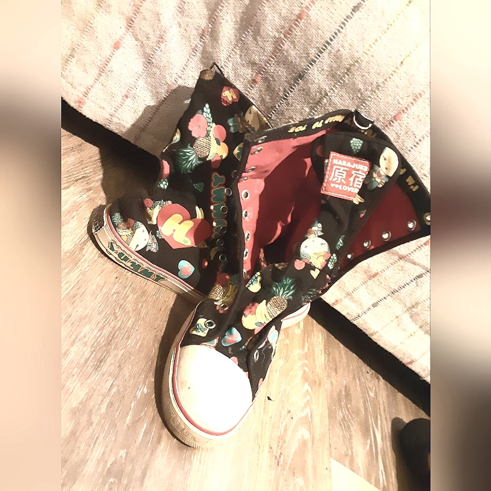 SALE PENDING (fri jan.19,2023) Harajuku Lover's Gwen Steffani shoes size 9